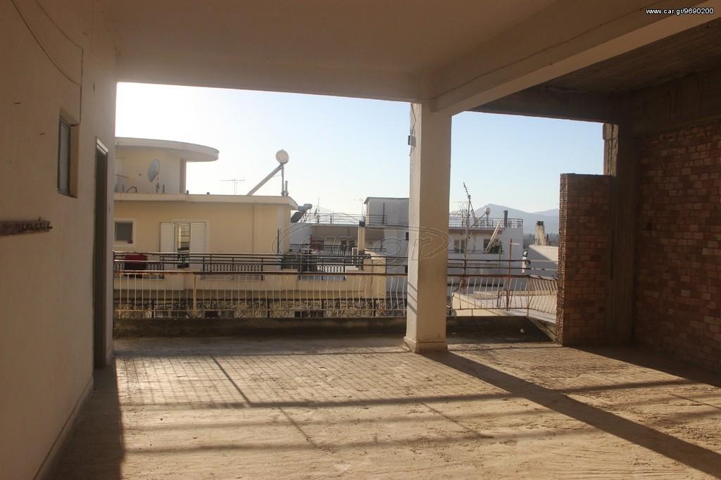 Επιχειρηματικό κτίριο 1.500 τ.μ. προς πώληση, Άρτα