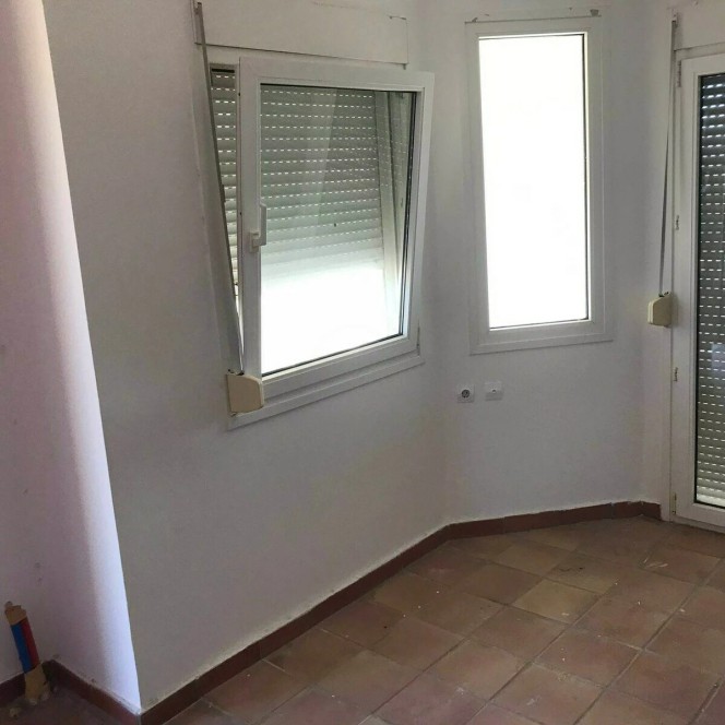 Συγκρότημα διαμερισμάτων 270 τ.μ. προς πώληση, Αλιβέρι