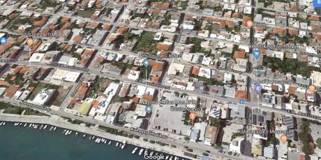 Business bulding 660sqm for sale-Sikiona » Kiato