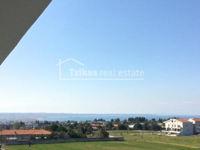 Μεζονέτα 225 τ.μ. προς ενοικίαση, Κέντρο Θέρμης