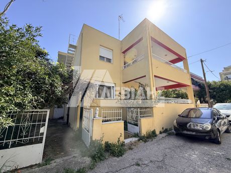 Μεζονέτα 300 τ.μ. πρός πώληση