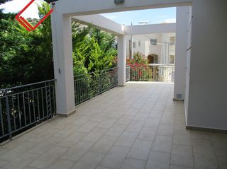 Μεζονέτα 300 τ.μ. για ενοικίαση