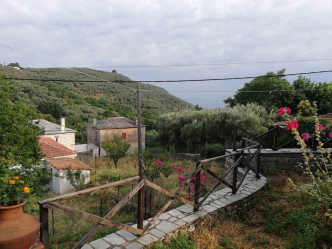 Μονοκατοικία 210 τ.μ. πρός ενοικίαση, Μαγνησία, Αρτέμιδα