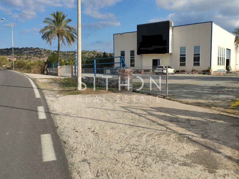 Κατάστημα 950 τ.μ. προς πώληση, Νικήτη
