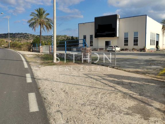 Store 950 sqm for sale, Chalkidiki, Sithonia