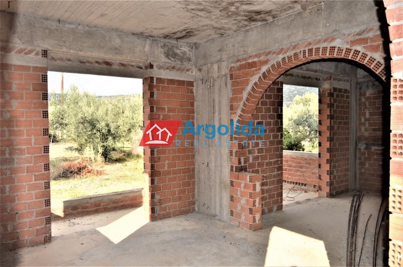 Μονοκατοικία 260 τ.μ. προς πώληση, Δεβελαίικα