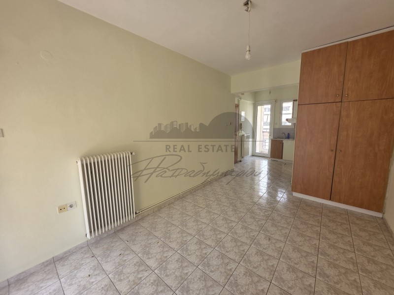 Studio / γκαρσονιέρα 30 τ.μ. προς ενοικίαση, Επτά Πλατάνια