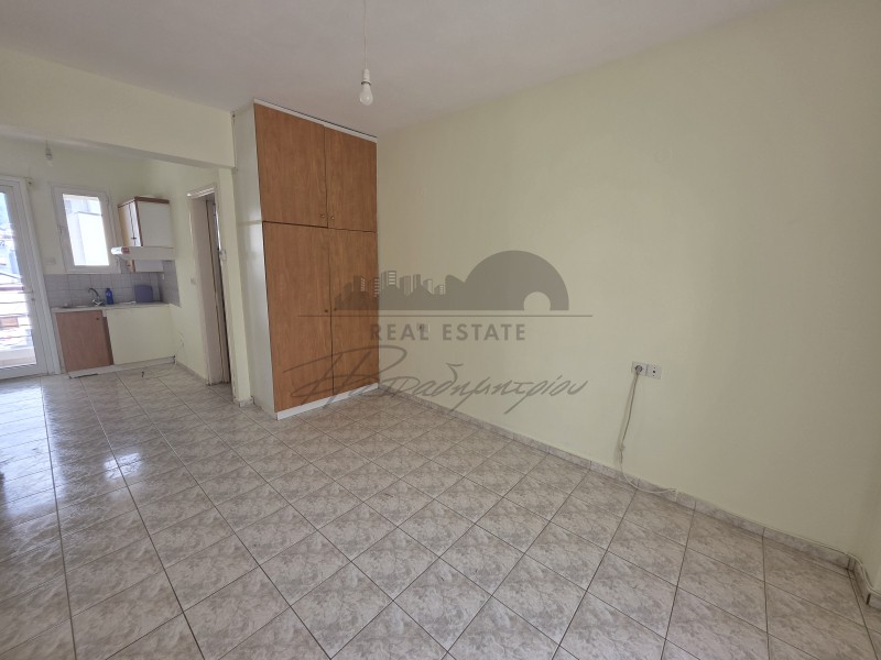 Studio / γκαρσονιέρα 30 τ.μ. προς ενοικίαση, Επτά Πλατάνια