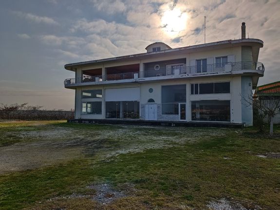 Business bulding 695 sqm for rent, Karditsa Prefecture, Palamas