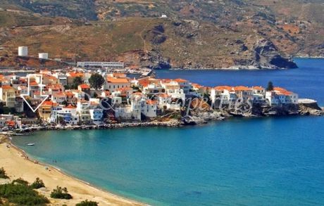 Land plot 440sqm for sale-Andros » Chora