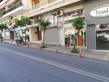 Store 100sqm for rent-Zografou » Center