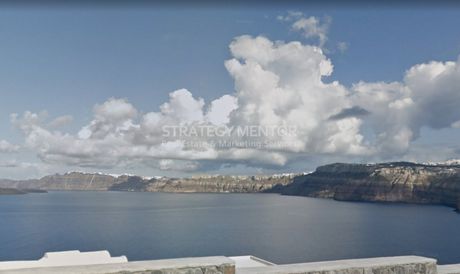Hotel 3.200sqm for sale-Santorini » Thira