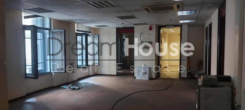 Επιχειρηματικό κτίριο 850 τ.μ. πρός ενοικίαση, Αχαΐα, Πάτρα