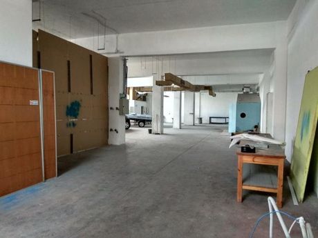 Craft space 816sqm for sale-Acharnes » Olympic Village