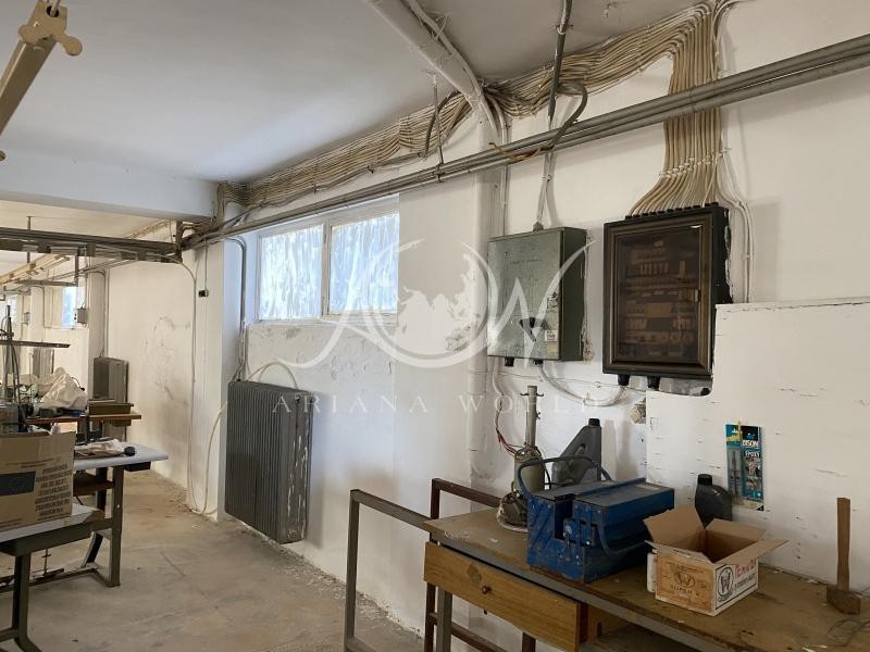 Αποθήκη 389 τ.μ. προς πώληση, Νέα Χιλή