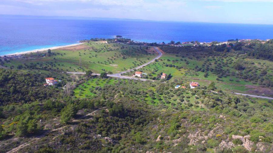 Αγροτεμάχια 9.100 τ.μ. προς πώληση, Παραλία Νικήτης
