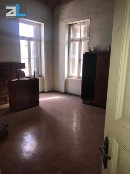 Συγκρότημα διαμερισμάτων 775 τ.μ. για πώληση