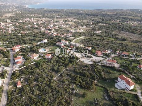 Land plot 1.768 sqm for sale