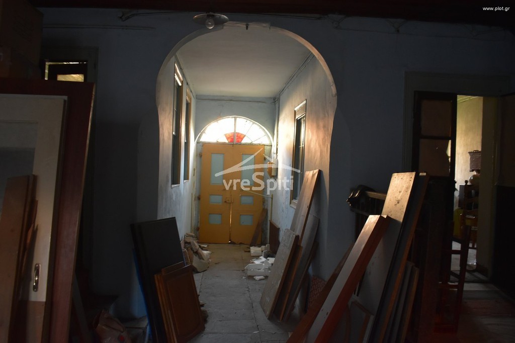 Βιομηχανικός χώρος 464 τ.μ. πρός πώληση, Ν. Ιωαννίνων, Ιωάννινα