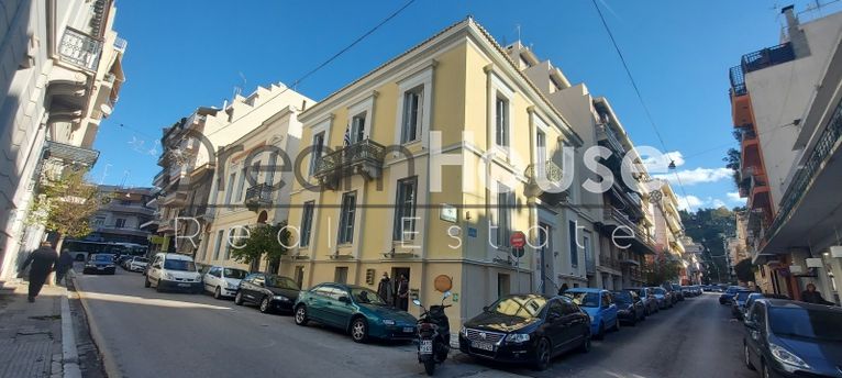 Επιχειρηματικό κτίριο 641 τ.μ. για πώληση, Αχαΐα, Πάτρα