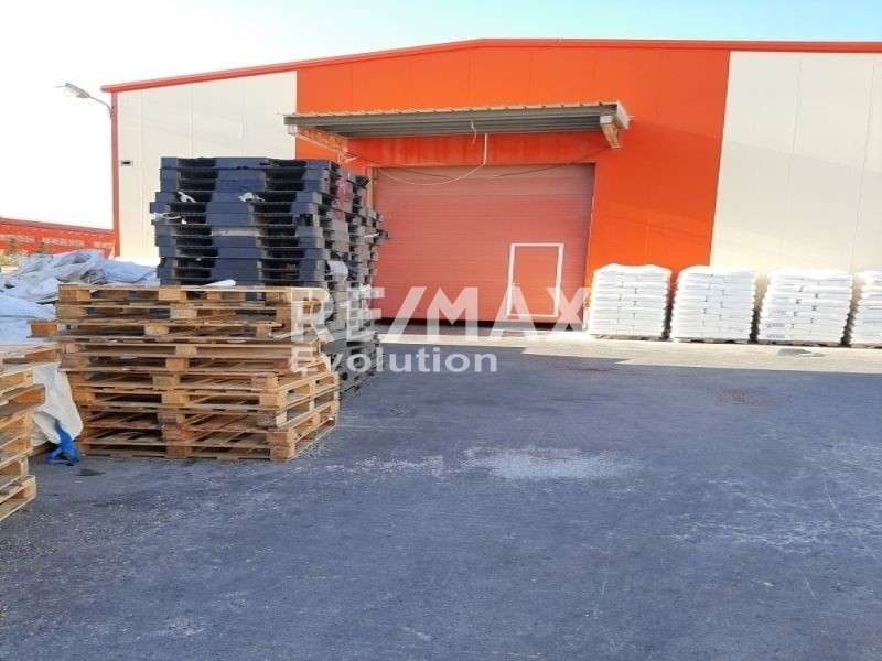Βιομηχανικός χώρος 1.500 τ.μ. πρός πώληση, Αττική - Υπόλοιπο, Μαρκόπουλο