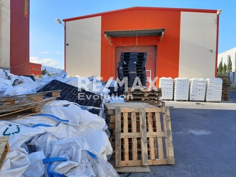 Βιομηχανικός χώρος 1.500 τ.μ. πρός πώληση, Αττική - Υπόλοιπο, Μαρκόπουλο