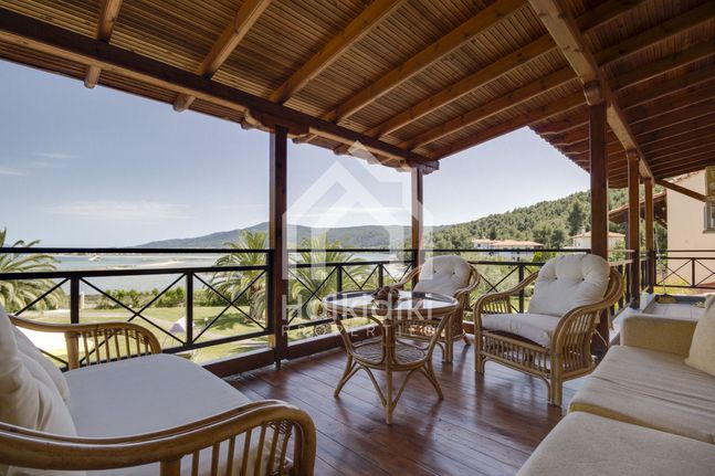 Detached home 360 sqm for sale, Chalkidiki, Sithonia