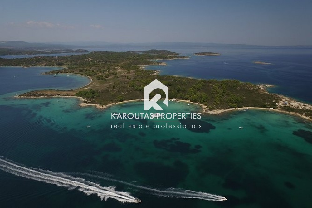 Αγροτεμάχια 34.000 τ.μ. προς πώληση, Κέντρο Σιθωνίας
