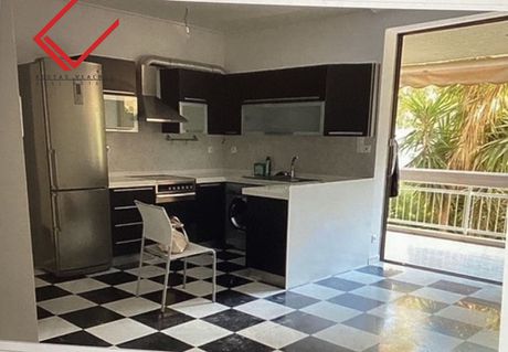 Apartment 55sqm for sale-Vouliagmeni » Center