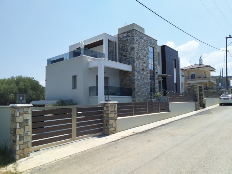 Μονοκατοικία 370 τ.μ. πρός πώληση, Χαλκιδική, Κασσάνδρα