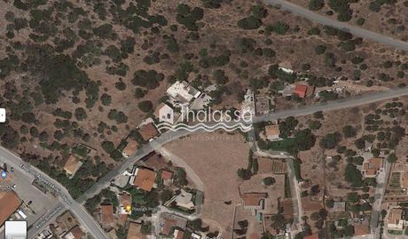Land plot 747 sqm for sale