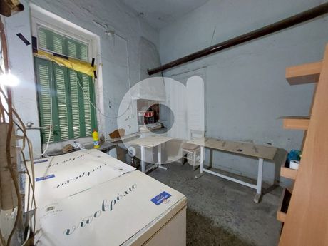 Κτίριο 235 τ.μ. για πώληση