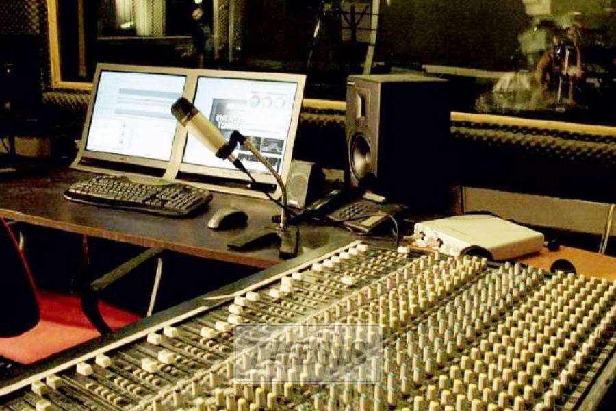 Επιχειρηματικό κτίριο 500 τ.μ. πρός πώληση, Αθήνα - Κέντρο, Κολωνός - Κολοκυνθούς