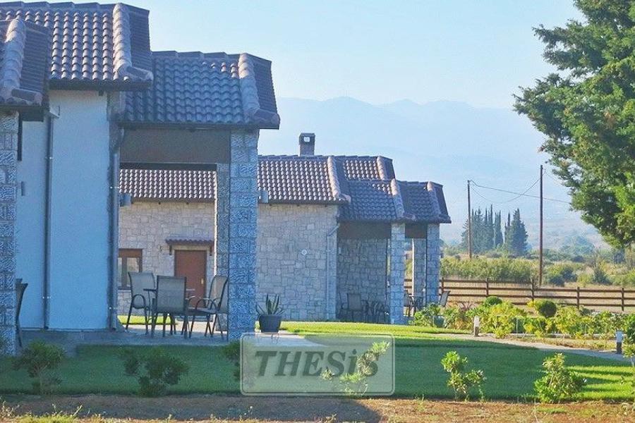Ξενοδοχείο 386 τ.μ. προς πώληση, Κέντρο Αμφίκλειας