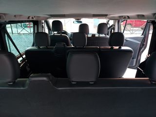 Opel Vivaro 2017-thumb-13