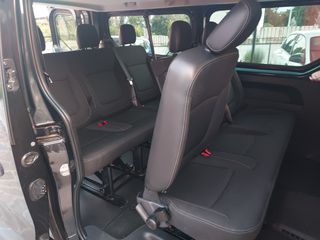 Opel Vivaro 2017-thumb-14