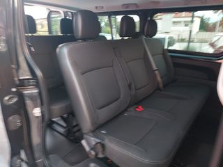 Opel Vivaro 2017-thumb-15