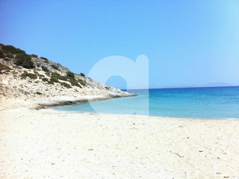 Οικόπεδο 6.000 τ.μ. πρός πώληση, Κυκλάδες, Σχοινούσα