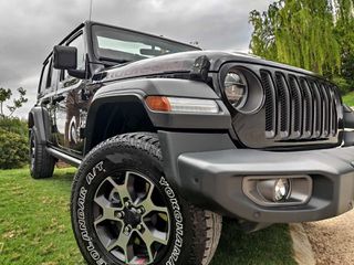 Jeep Wrangler 2021-thumb-2