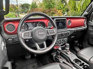Jeep Wrangler 2021-thumb-3