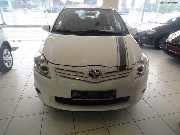 Toyota Auris '12