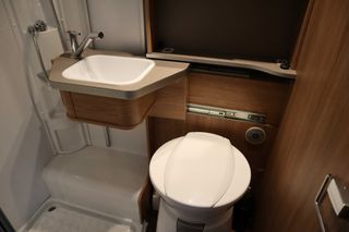 Weinsberg 2022 carahome 600DKG-thumb-37