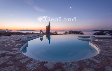 Villa 300sqm for sale-Kranidi » Petrothalassa