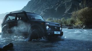 Lada Niva 2022 RENT-ME BY "ALEXCARS" URBAN LEGEND KLIMA 4x4 1.700cc BENZIN-thumb-1