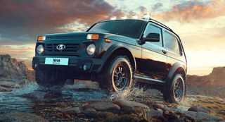 Lada Niva 2022 RENT-ME BY "ALEXCARS" URBAN LEGEND KLIMA 4x4 1.700cc BENZIN-thumb-3