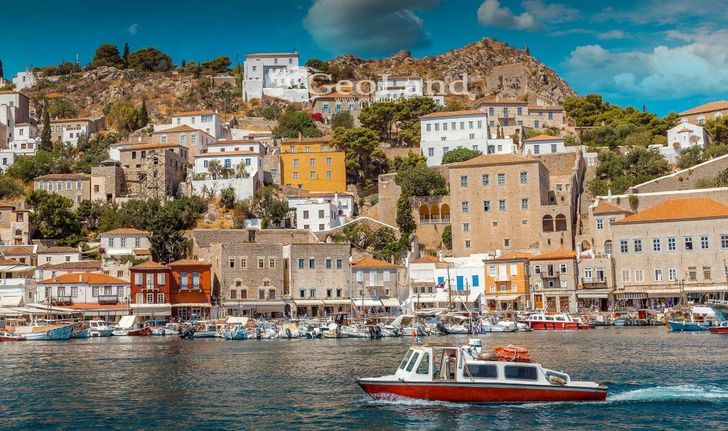 Επιχειρηματικό κτίριο 210 τ.μ. για πώληση, Νησιά Αργοσαρωνικού, Ύδρα