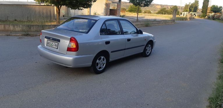 Hyundai Accent 2005-thumb-1