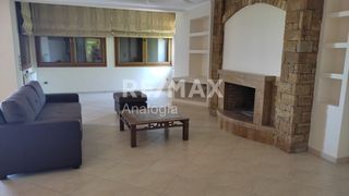 Μονοκατοικία 1.240 τ.μ. για πώληση