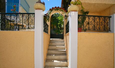 Detached home 160sqm for sale-Ermioni » Center