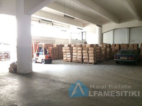 Επιχειρηματικό κτίριο 4.200 τ.μ. προς πώληση